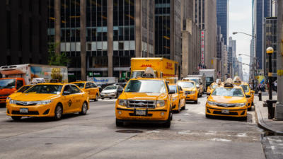 New York - Manhattan - Yellow cabs